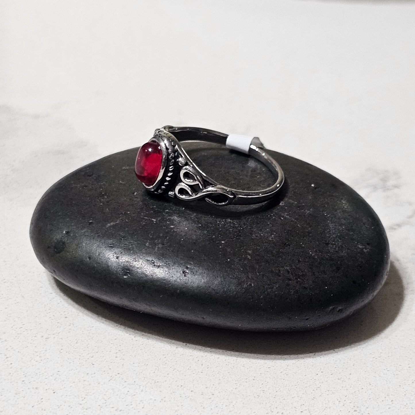 Vintage Ruby Gemstone Ring – Elegant Stainless Steel Statement Ring for Timeless Style