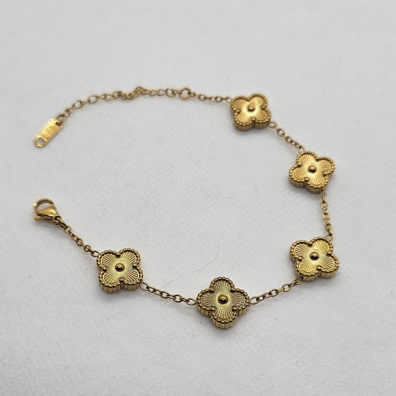 Clover bracelet