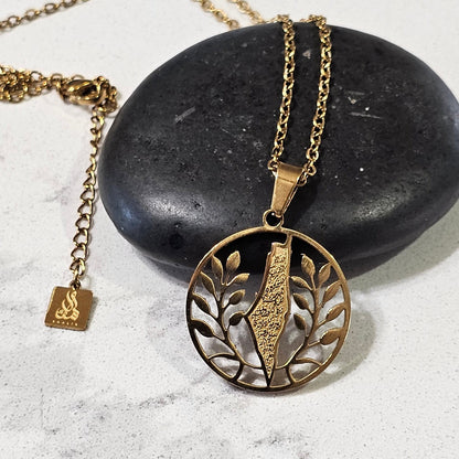 Palestine Map Necklace with Arabic Calligraphy - Mahmoud Darwish Quote