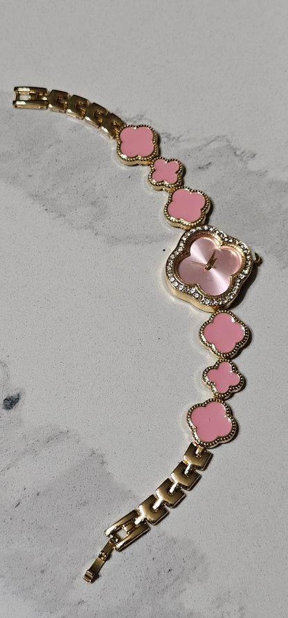 Luxury Clover Bracelet Watch – Elegant Women’s Watch