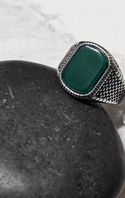 Green Aqeeq Stone Ring – Premium Stainless Steel Natural Gemstone