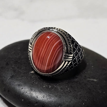 Aqeeq Stone Ring in Sterling Silver – Premium Islamic Ring of Elegance & Barakah
