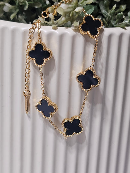 Signature Clover Bracelet – Luxury Color Variants