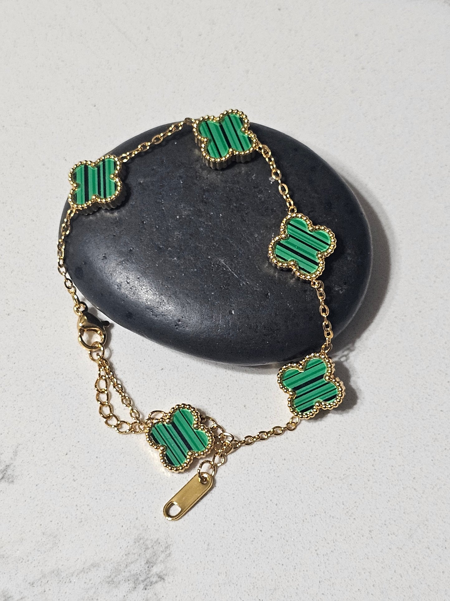 Signature Clover Bracelet – Luxury Color Variants