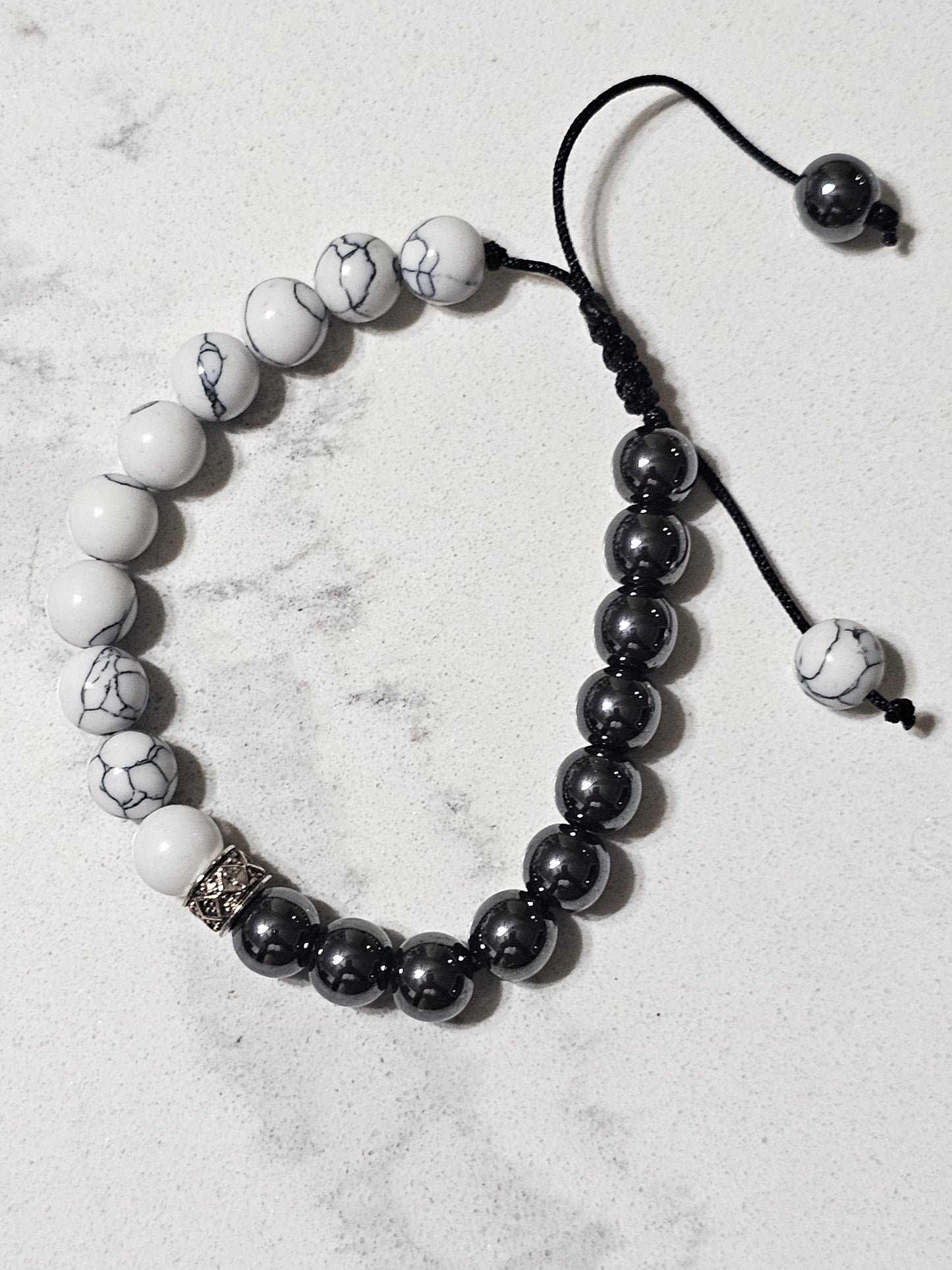 Natural White Howlite & Hematite (Hadid) Bracelet – Adjustable Islamic Stone Bracelet for Balance, Strength & Protection