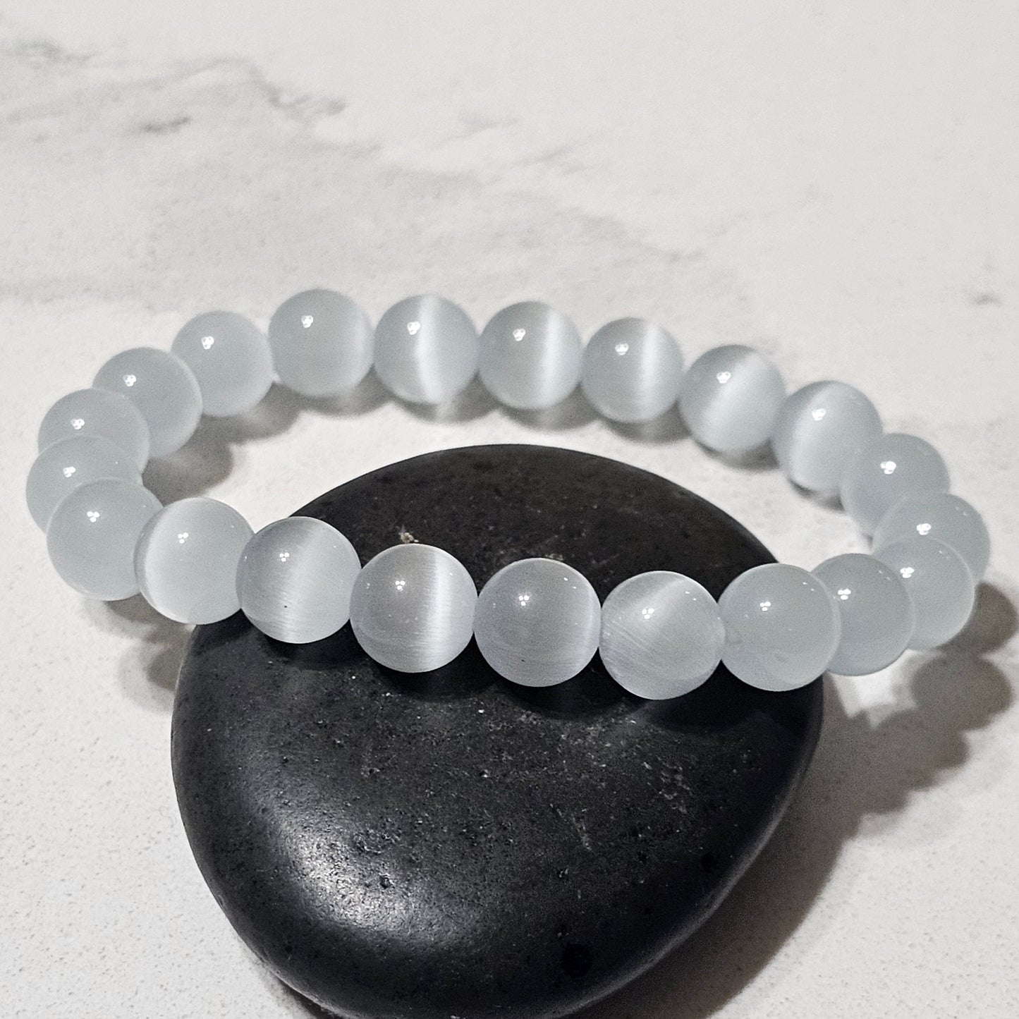 Cat Eye Stone Bracelet – Natural Bead Bracelet in White & Blue for Protection, Focus & Everyday Style