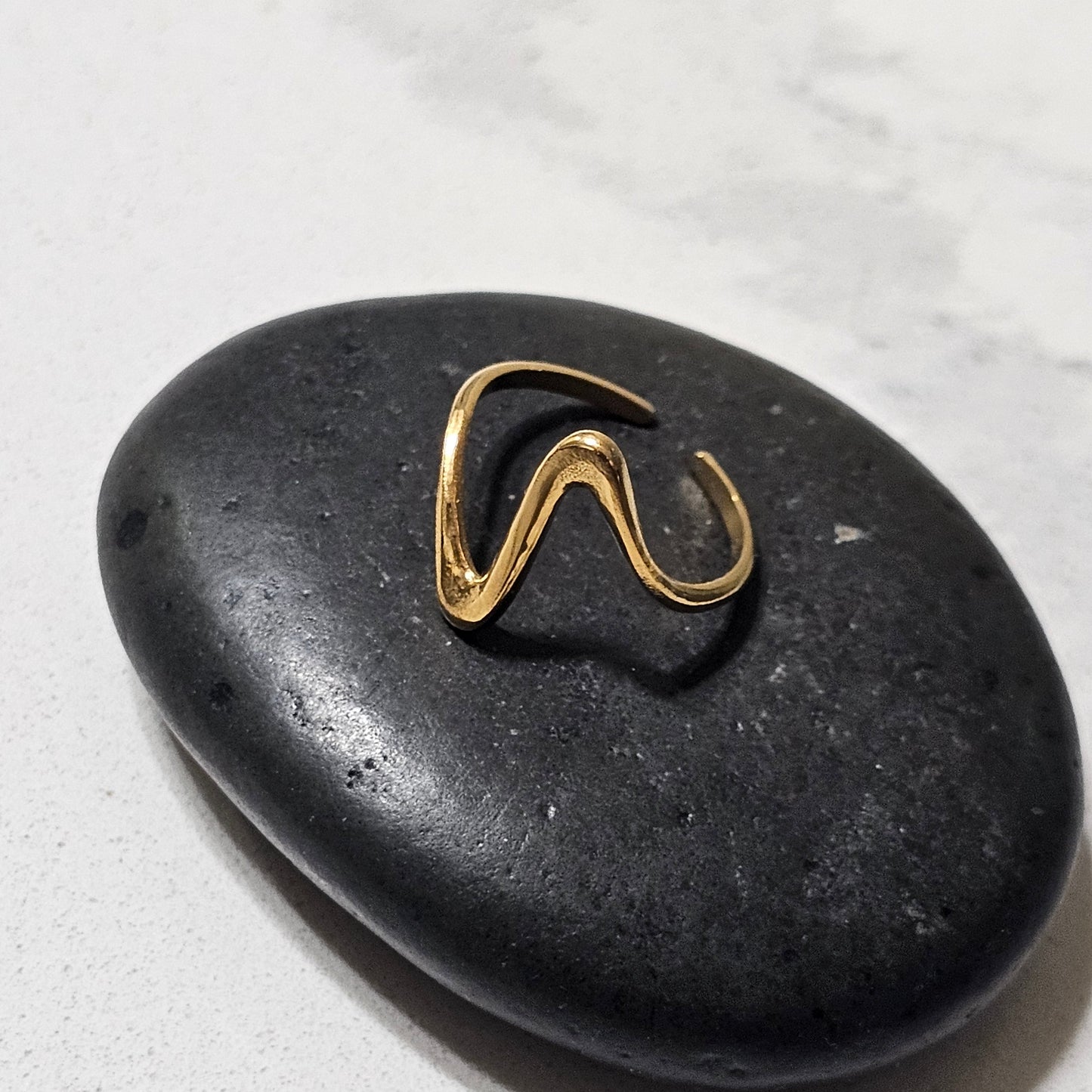 Dainty Gold Wave Open Ring – Adjustable Minimalist Everyday Statement