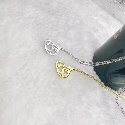 Ummi (mother) Necklace